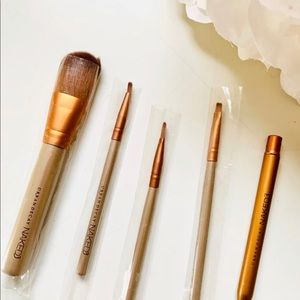 New Urban Decay Makeup Brushes